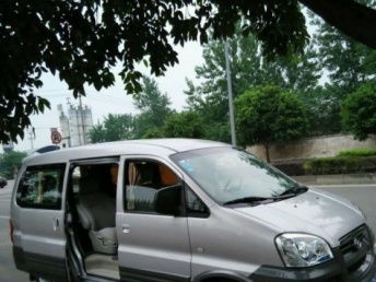 圖 長短途代駕機場接送長短途包車旅游包車 成都代駕