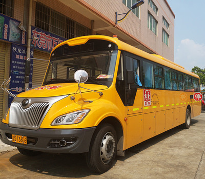 東城商務中巴車包車運營商_合順汽車租賃_旅游_工廠_結婚_迎親